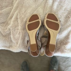 Wedges super cute lite grey
